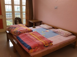 The cheerful room in my yogi cottage